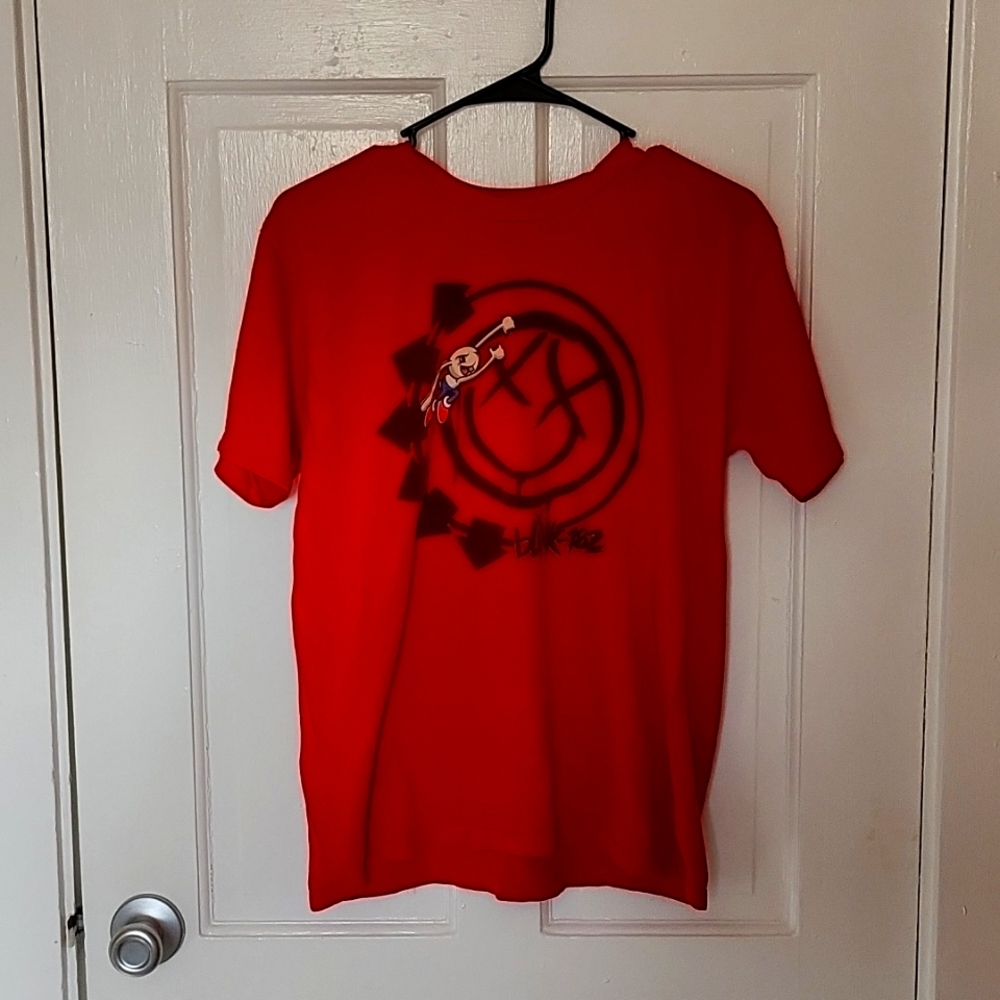 Medium red t-shirt
